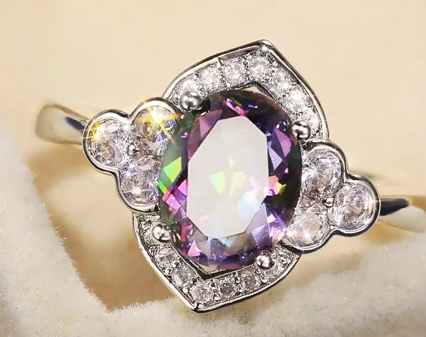 Bague Sofia or blanc 18kt Améthyste et diamants style vintage
