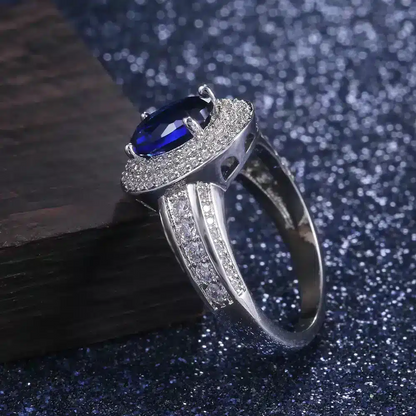Bague Nina or blanc 18kt saphir et diamants style vintage