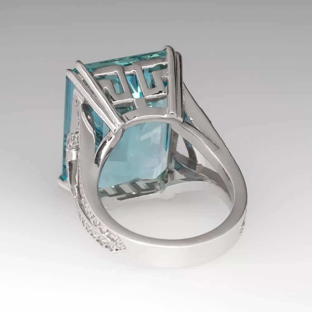 Bague Jade or blanc 18kt topaze London et diamants style vintage