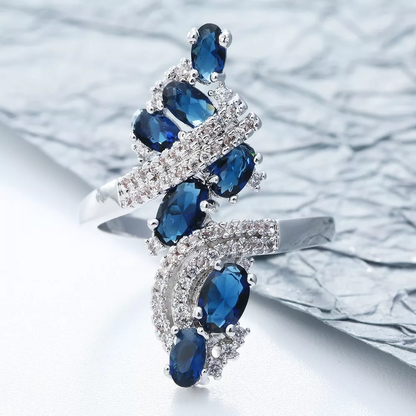 Bague Juliette or blanc 18kt rubis et diamants style vintage