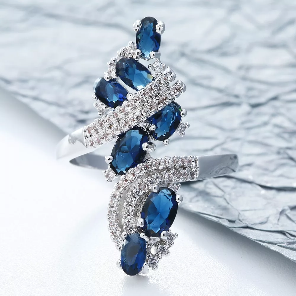 Bague Juliette or blanc 18kt Saphir et diamants style vintage