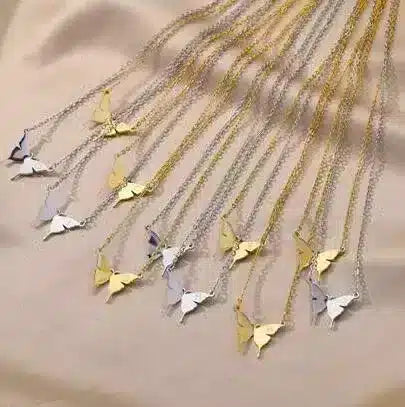Collier papillon personnalisable